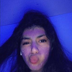 Meet your Posher, Lizbeth